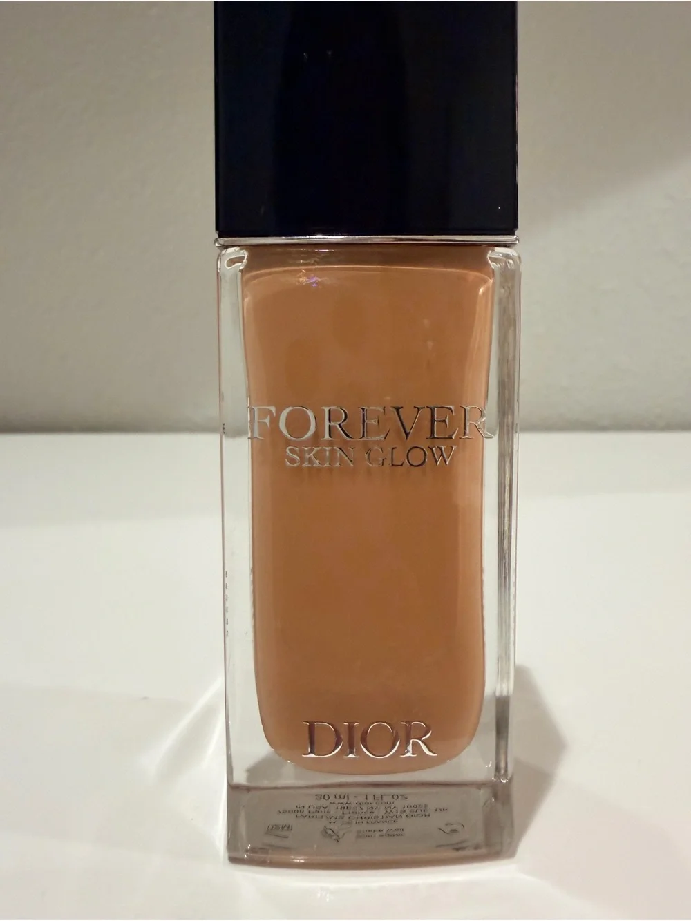 Dior Forever Skin Glow Hydrating Foundation 3WP